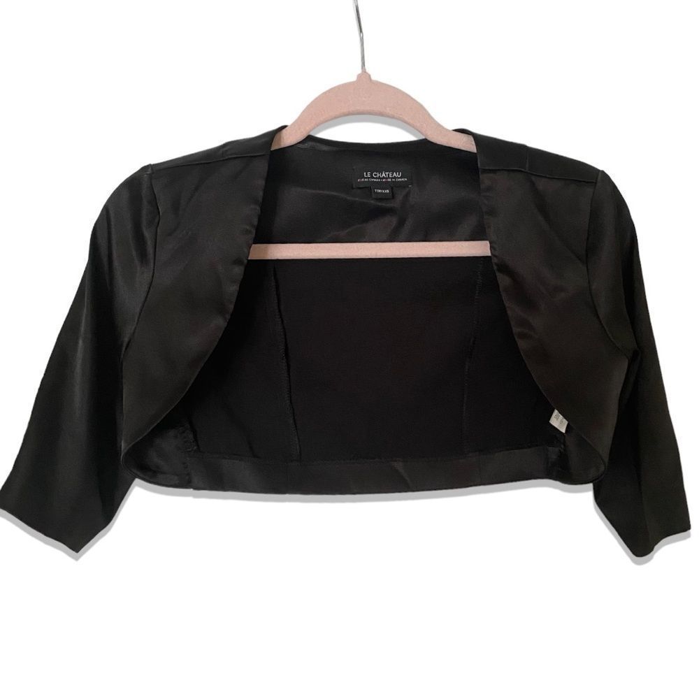 Le Château: Cropped Elbow Sleeve Length Shrug